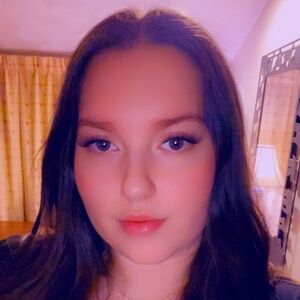 Meet your Posher, Jeana